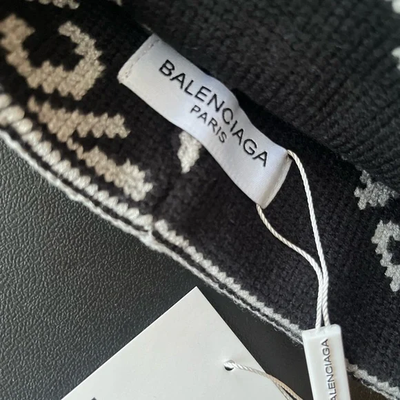 Balenciaga Grey Beanie - Picture 2 of 3